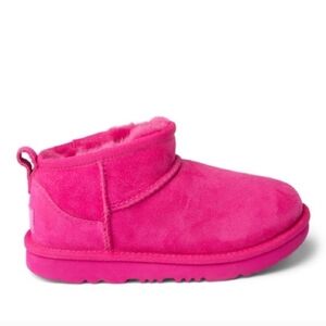 NIB - UGG Kids' Classic Ultra Mini Boots, Hot Pink, Big Kid Size 5, Eu 37